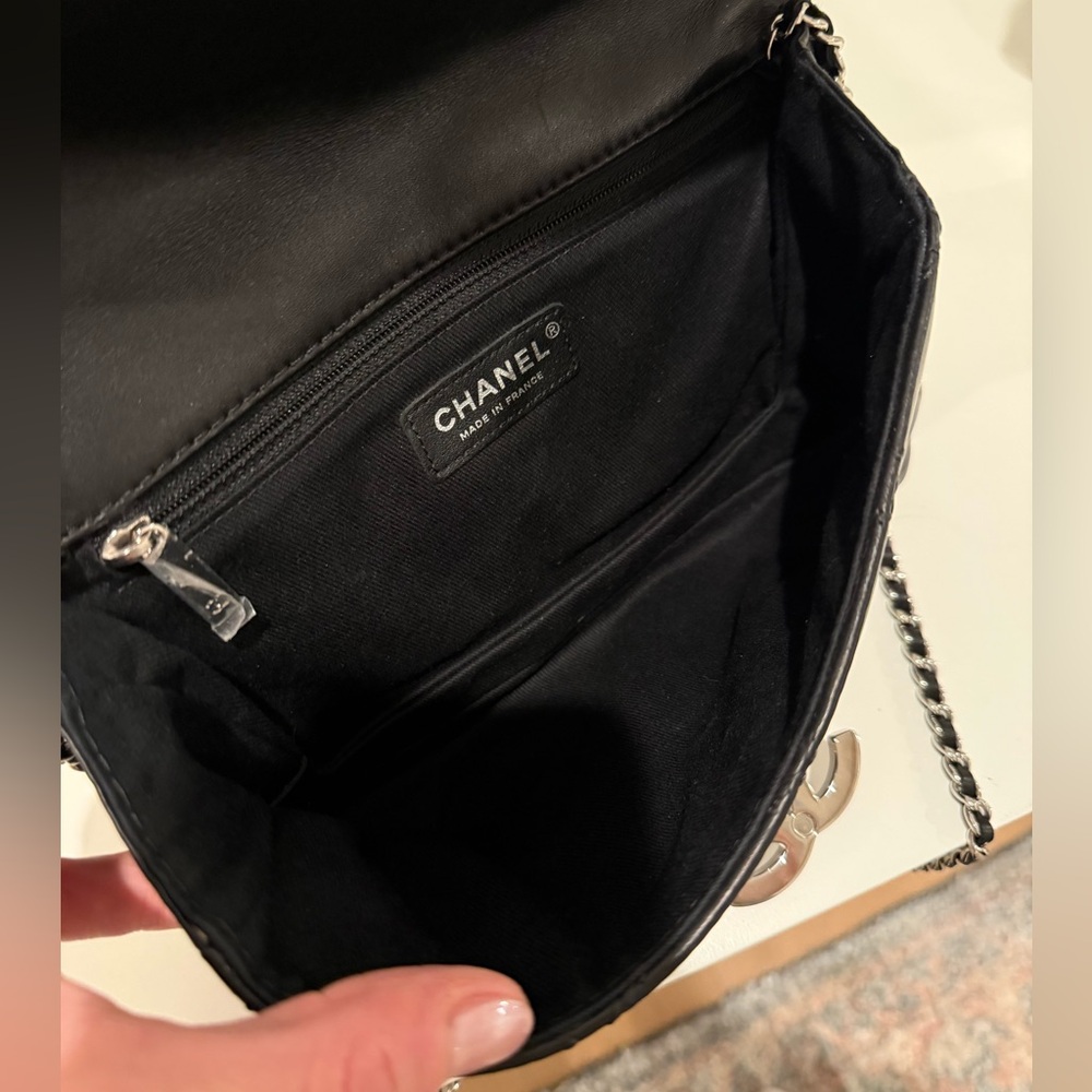 Chanel black Hampton mini flap - Picture 11 of 11